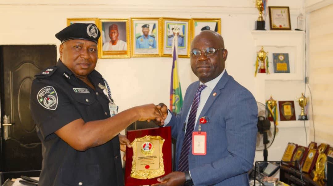 EFCC Strengthens Ties With Police