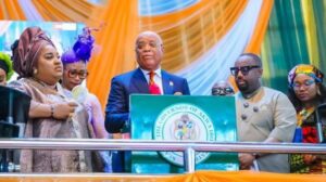 Governor Eno Returns To The Apostolic Church For Thanksgiving