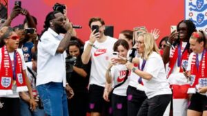 Burna Boy Performs For England’s Women’s Team