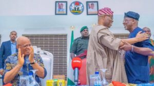 Former PDP Legal Adviser Makes Peace With Akpabio